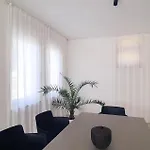 Stunning In With Wifi *