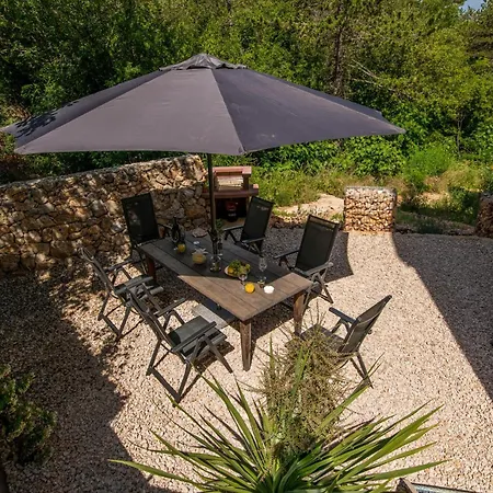 Awesome In With Kitchen Holiday home *