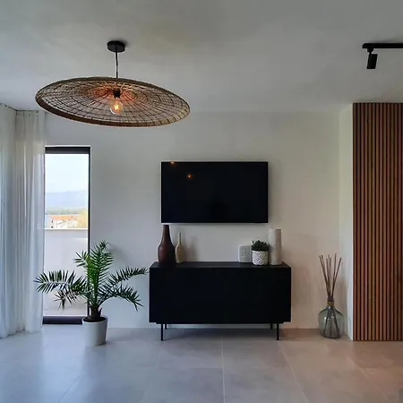 Stunning In With Wifi