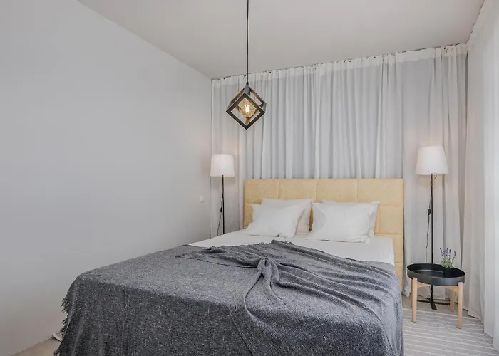 3 Bedroom Gorgeous In Prázdninový dům *