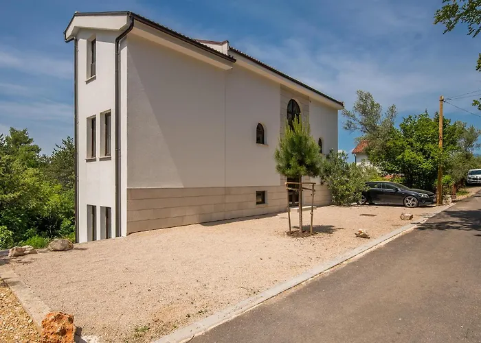 3 Bedroom Gorgeous In Prázdninový dům Klimno