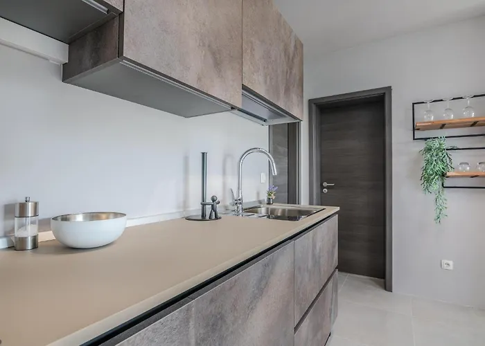 3 Bedroom Gorgeous In Prázdninový dům