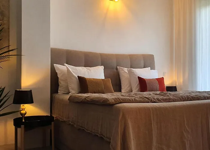 3 Bedroom Gorgeous In Prázdninový dům *